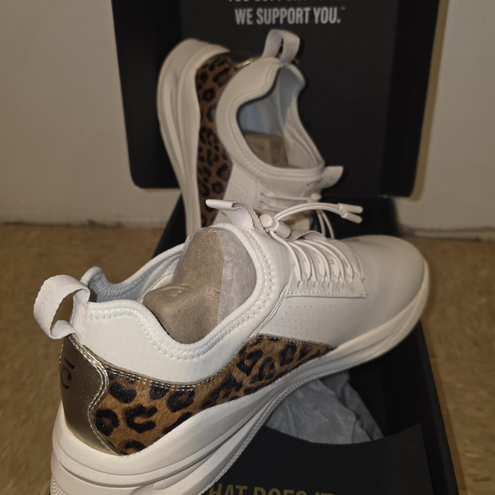 Stylish Clove White and Leopard Print Women's Sneakers